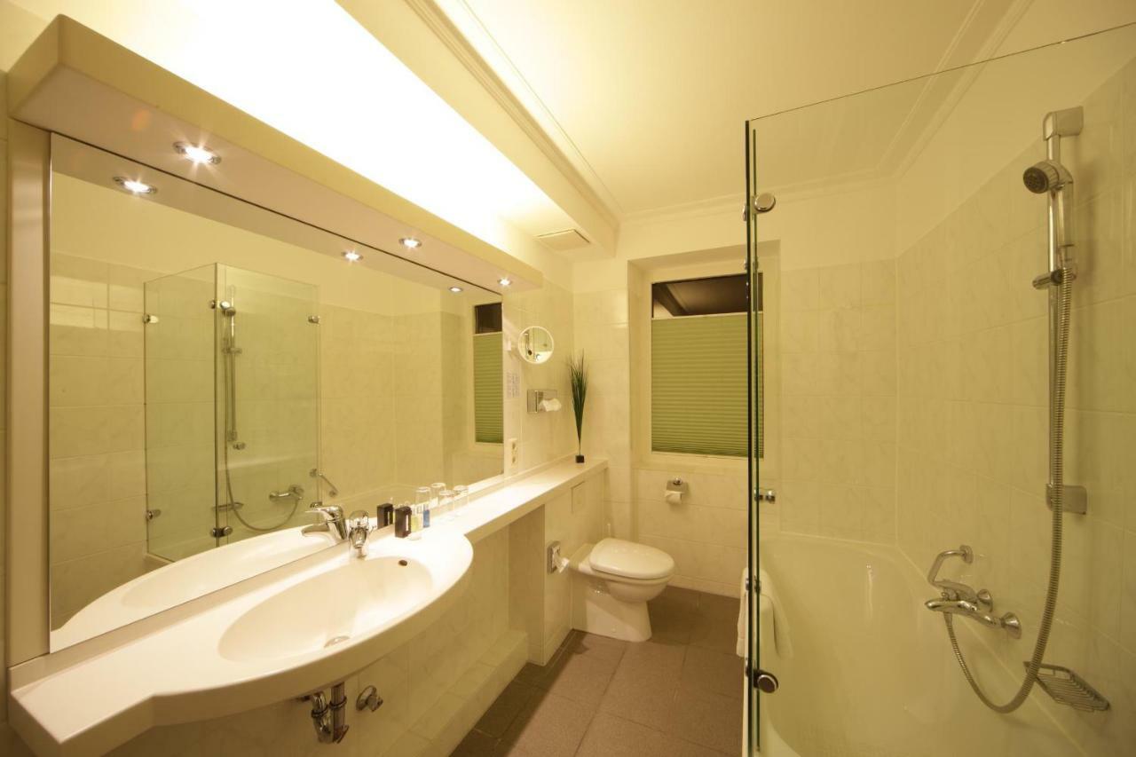 Hotel Am See Salzgitter Eksteriør billede